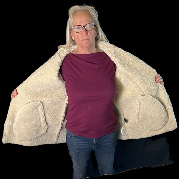 Splendid Brown Shearling Jacket - Picture 5 of 6